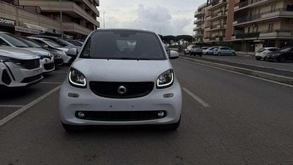 Usata Smart ForTwo Coupé Passion 90 CV (66 kW) 2018 Bianco Coupé