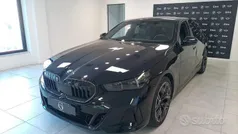 Blu Usata 2023 BMW 520 M Sport Tre volumi | 57.900 € (Buon prezzo)