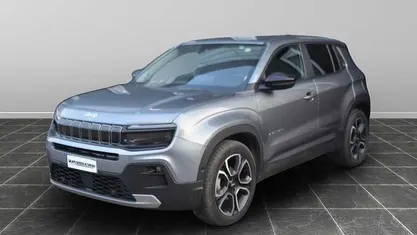 Usata 2025 Jeep Avenger Summit SUV | 23.500 € (Buon prezzo)