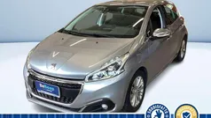 Usata 2019 Peugeot 208 Allure Due volumi | 9500 € (Ottimo prezzo)