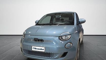 Używany Fiat 500e Icon 85 kW (116 KM) 2021 Niebieski Kabriolet