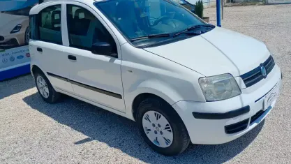 Usata Fiat Panda Dynamic 69 CV (50 kW) 2007 Bianco Utilitaria