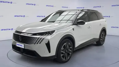 Usata Peugeot 5008 GT 145 CV (106 kW) 2025 Grigio Monovolume