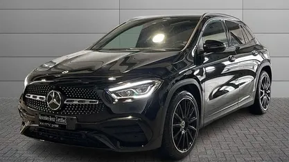 Begagnad Mercedes GLA200 Premium 150 HK (110 kW) 2023 Svart SUV