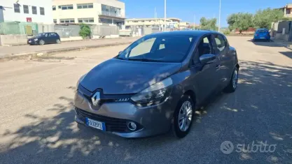 Usata Renault Clio IV 90 CV (66 kW) 2016 Grigio Berlina