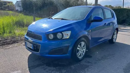 Usata Chevrolet Aveo LS 69 CV (50 kW) 2012 Bianco Berlina