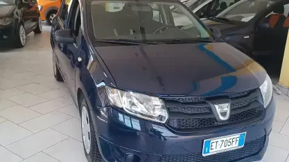 Usata Dacia Sandero 72 CV (52 kW) 2013 Blu Berlina