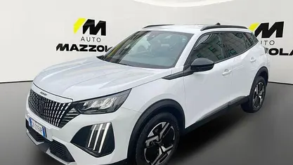 Bianco okenite Usata 2025 Peugeot 2008 Allure SUV | 20.900 € (Buon prezzo)