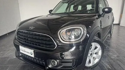 Usata Mini One D Countryman 116 CV (85 kW) 2020 Midnight black metallizzato SUV