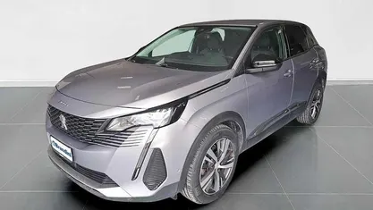 Usata Peugeot 3008 Allure 131 CV (96 kW) 2023 Grigio SUV