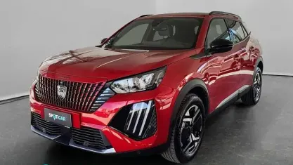 Usata Peugeot 2008 Allure 131 CV (96 kW) 2024 Rosso SUV