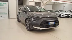 Grigio scuro Usata 2023 Kia Niro SUV | 25.900 € (Buon prezzo)