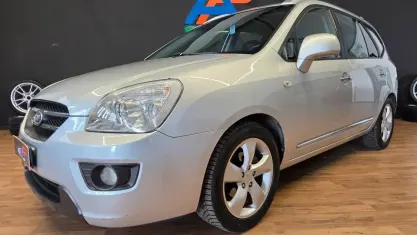 Usata Kia Carens EX 140 CV (102 kW) 2009 Grigio Monovolume