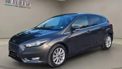 Usata Ford Focus Titanium 95 CV (69 kW) 2016 Grigio Monovolume