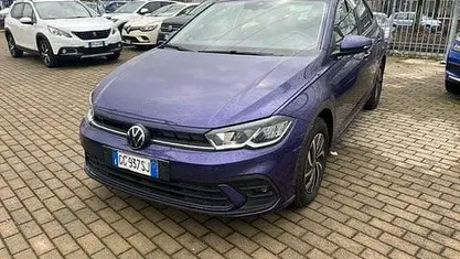 Usata VW Polo Life 95 CV (69 kW) 2022 Viola Utilitaria
