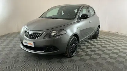 Grigio Usata 2022 Lancia Ypsilon Silver Due volumi | 12.599 € (Buon prezzo)