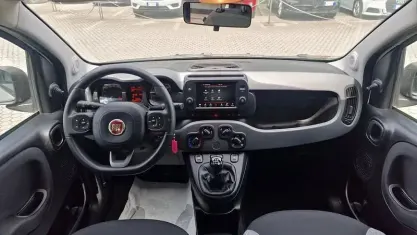 Begagnad Fiat Panda City Life 69 HK (50 kW) 2021 Vit Halvkombi