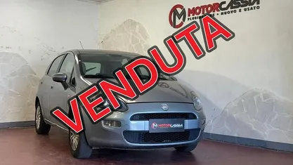 Grigio Usata 2012 Fiat Punto Easy Tre volumi | 4500 € (Cara)