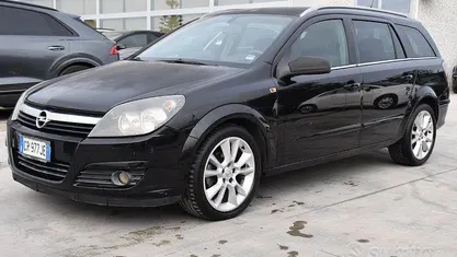 Usata Opel Astra Cosmo 101 CV (74 kW) 2004 Station wagon