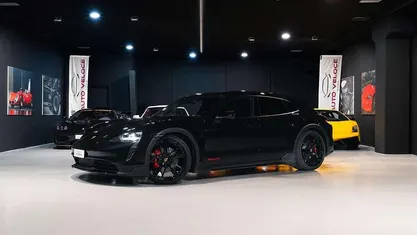 Usata Porsche Taycan Cross Turismo 139 kW (190 CV) 2023 Nero Station wagon