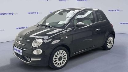 Begagnad Fiat 500 Dolcevita 72 HK (52 kW) 2021 Röd Sedan