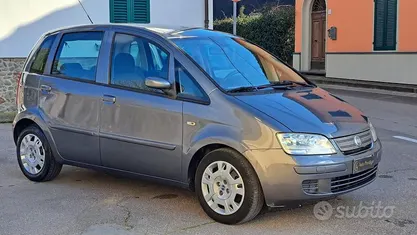 Usata Fiat Idea 80 CV (58 kW) 2007 Grigio Monovolume