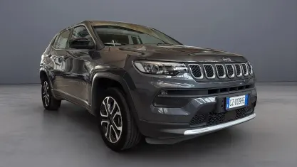 Usata Jeep Compass Altitude 131 CV (96 kW) 2025 Graphite grey SUV