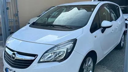 Usata Opel Meriva 95 CV (69 kW) 2015 Bianco Monovolume