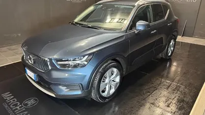 Grigio Usata 2021 Volvo XC40 Momentum SUV | 24.900 € (Buon prezzo)