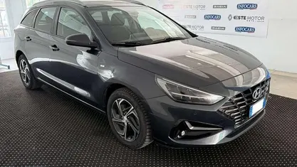 Usata Hyundai i30 Prime 136 CV (100 kW) 2021 Nero metallizzato Station wagon