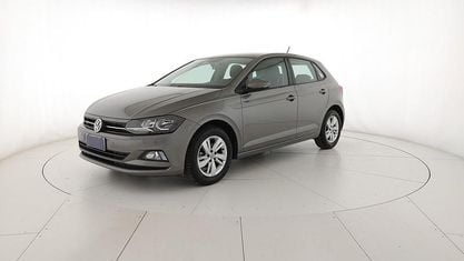 Begagnad VW Polo Comfortline 75 HK (55 kW) 2018 Grön Halvkombi