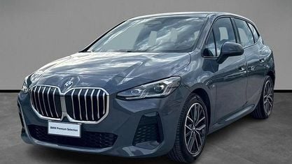 Begagnad BMW 218 Active Tourer Comfort Edition 150 HK (110 kW) 2024 Grå Minibuss