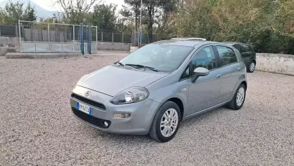 Usata Fiat Punto Dynamic 69 CV (50 kW) 2012 Grigio Utilitaria