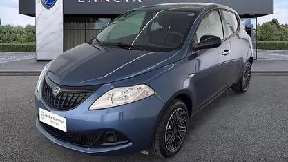 Usata 2023 Lancia Ypsilon Silver Due volumi | 12.950 € (Buon prezzo)