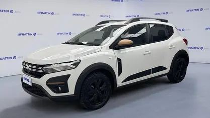 Usata Dacia Sandero Extreme 101 CV (74 kW) 2025 Utilitaria
