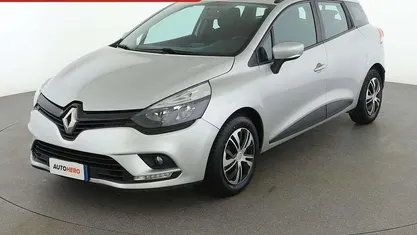 Grigio Usata 2016 Renault Clio GrandTour Life Station wagon | 8099 € (Buon prezzo)