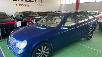 Usata Mercedes C220 143 CV (105 kW) 2003 Blu Station wagon