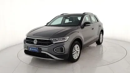 Usata VW T-Roc Life 150 CV (110 kW) 2025 SUV