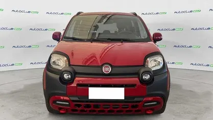 Usata Fiat Panda Cross Cross 70 CV (51 kW) 2024 Rosso Utilitaria