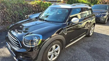 Nero Usata 2019 Mini Cooper D Countryman Business SUV | 17.990 € (Ottimo prezzo)