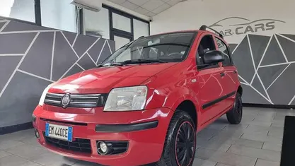 Usata Fiat Panda 77 CV (56 kW) 2012 Rosso Utilitaria