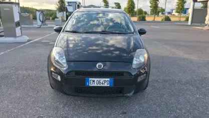 Usata Fiat Punto Easy 95 CV (69 kW) 2012 Nero Utilitaria