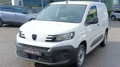 Nuova Peugeot Partner S 131 CV (96 kW) 2025 Bianco pastello Monovolume