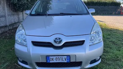 Usata Toyota Corolla Verso Sol 129 CV (94 kW) 2007 Monovolume