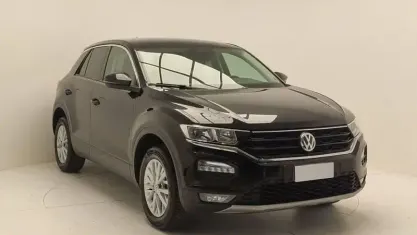 Usata VW T-Roc Business 115 CV (84 kW) 2020 Deep black perlato SUV