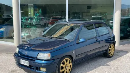 Usata Renault Clio 135 CV (99 kW) 1994 Blu/azzurro Utilitaria