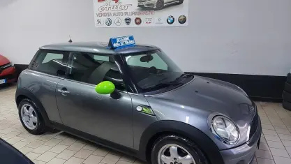 Usata Mini Cooper D 90 CV (66 kW) 2010 Grigio Utilitaria