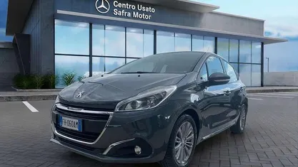 Grigio Usata 2017 Peugeot 208 Active Due volumi | 9900 € (Cara)