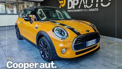 Usata Mini Cooper 116 CV (85 kW) 2016 Giallo Utilitaria