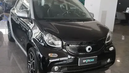 Usata Smart ForFour Prime 90 CV (66 kW) 2016 Nero Utilitaria